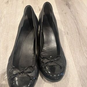 Cole Haan Nike Air Glossy Black Loafers with Bow Accent 8.5